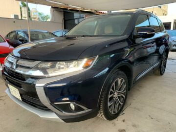 Mitsubishi Outlander Automática 2017