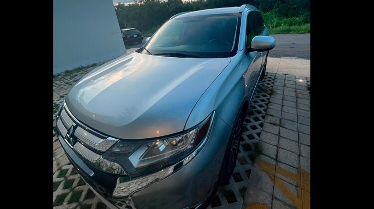 Mitsubishi Outlander ES 2016