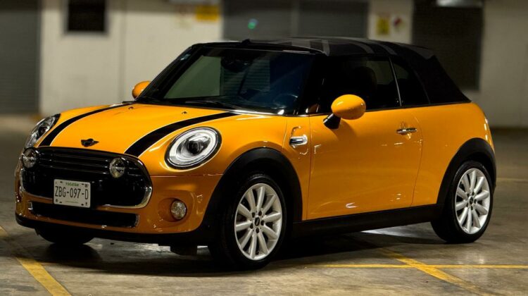 Mini Cooper Pepper Convertible 2018