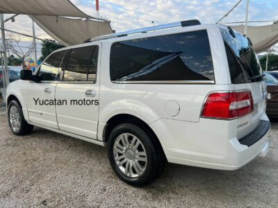 Lincoln Navigator 2011