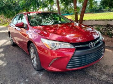 Toyota Camry Navi XLE 2017