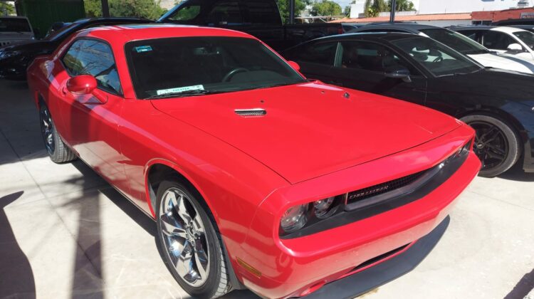 Dodge Challenger Dart SXT 2014