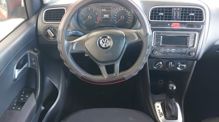 Volkswagen Polo 2015