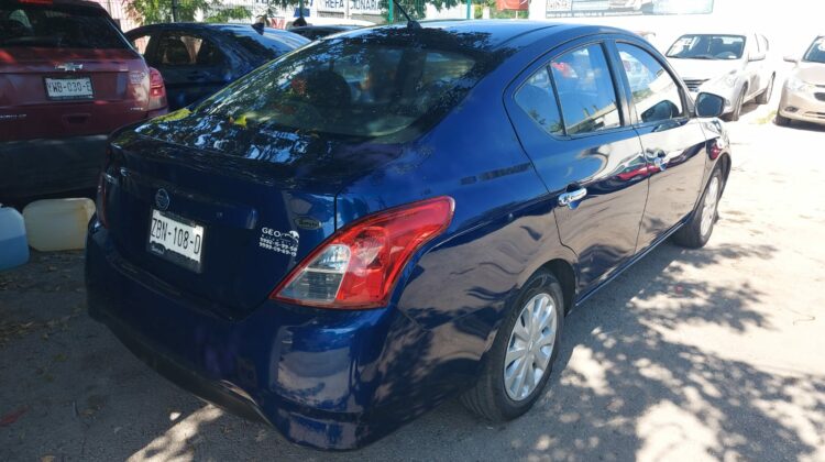 Nissan Versa Sense 2018