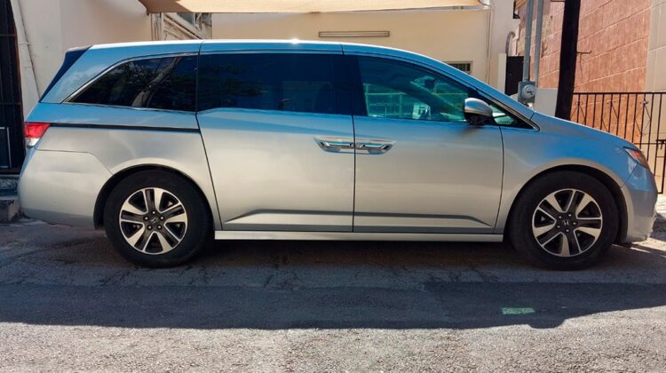 Honda Odyssey Touring 2015