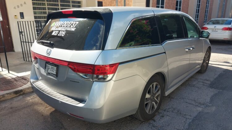 Honda Odyssey Touring 2015