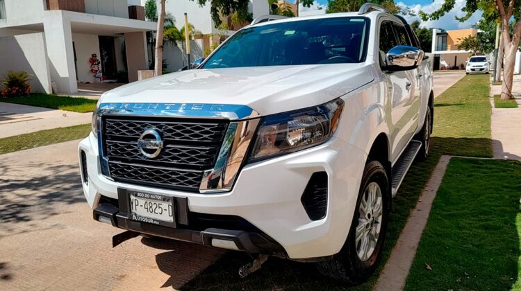 Nissan Frontier LE 2022