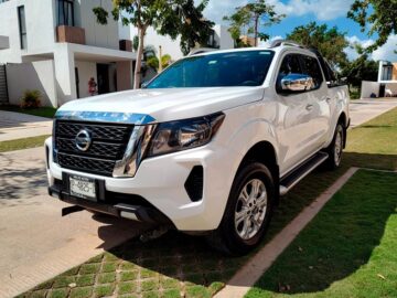 Nissan Frontier LE 2022