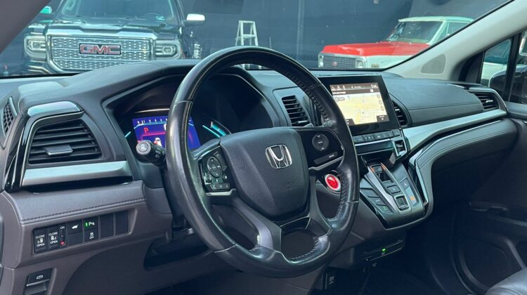 Honda Odyssey Touring 2018