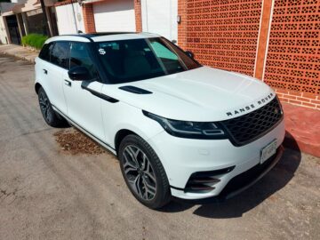 Land Rover Range Rover Velar R Dynamic SE 300 HP 2019