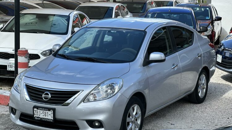 NISSAN VERSA ADVANCE 2012