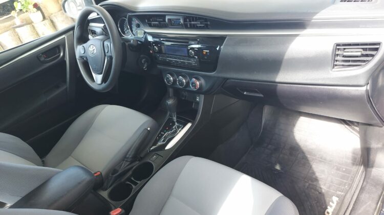 Toyota Corolla Automático 2014