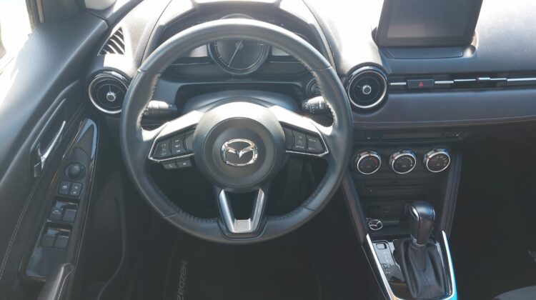 Mazda 2 Automático 2019