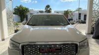 GMC ACADIA DENALI