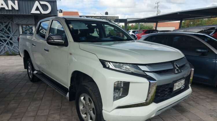 Mitsubishi L200 4×4 diésel 2022