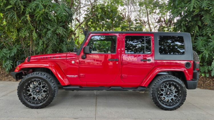 Jeep Wrangler Unlimited Sahara 2010