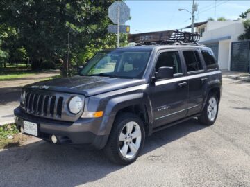 JEEP PATRIOT LATITUDE SPORT 2015