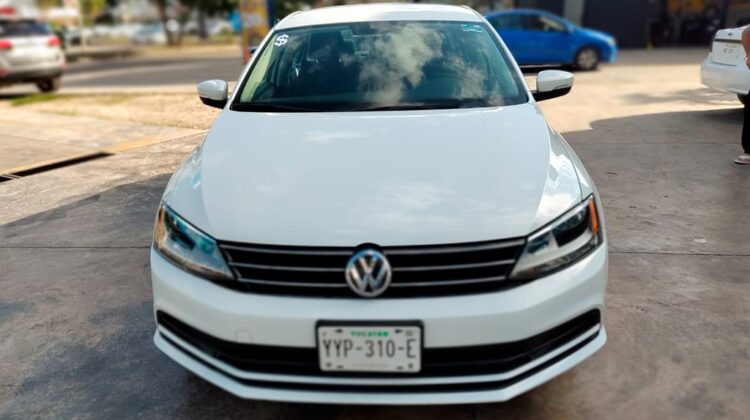 Volkswagen Jetta MK VI Trendline STD 2016