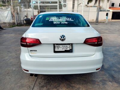 Volkswagen Jetta MK VI Trendline STD 2016