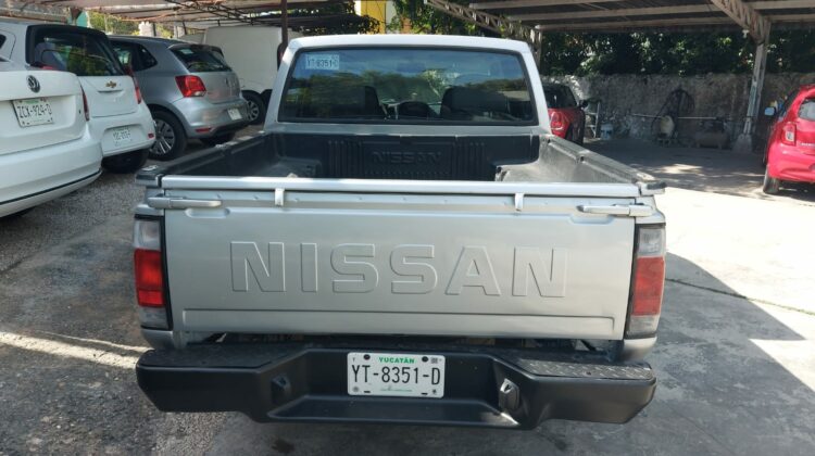 Nissan Doble Cabina 2009