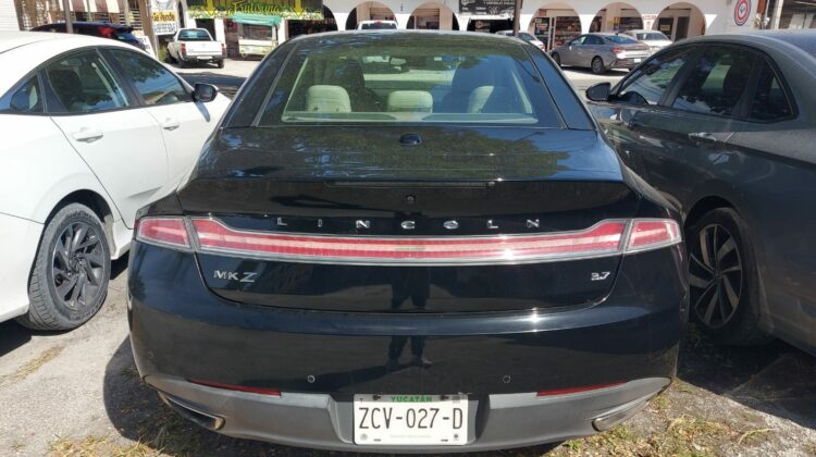 Lincoln MKZ 2016