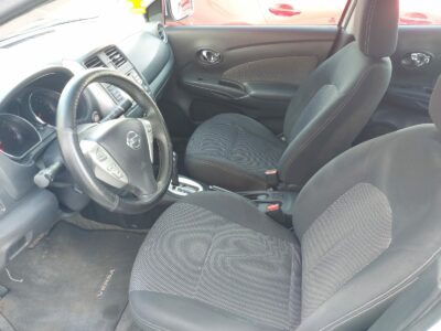 Nissan Versa 2015