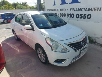 Nissan Versa 2015