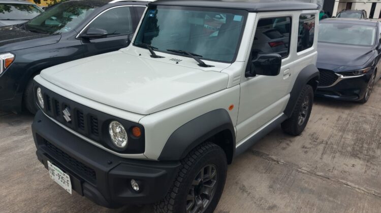 Suzuki Jimny 2024