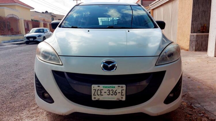 Mazda 5 Sport 2.5L 2012