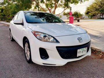 Mazda 3 I Touring 2012