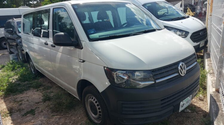 Volkswagen Transporter Pasajera 2017