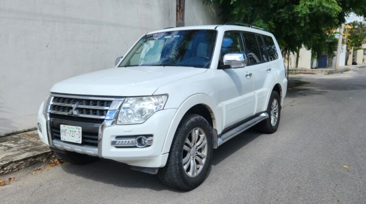 Mitsubishi Montero Limited 2016