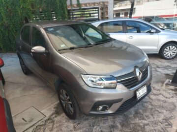 Renault Logan 2023