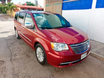 Chrysler Town and Country Limited 2014