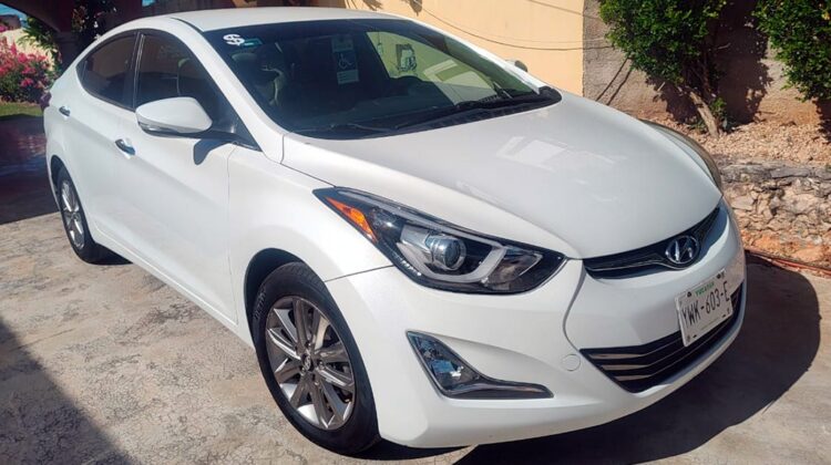 Hyundai Elantra 2015