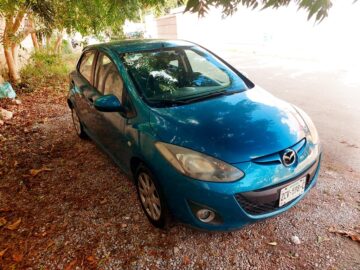 Mazda 2 Touring Manual 2012