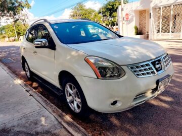 Nissan Rogue 2010