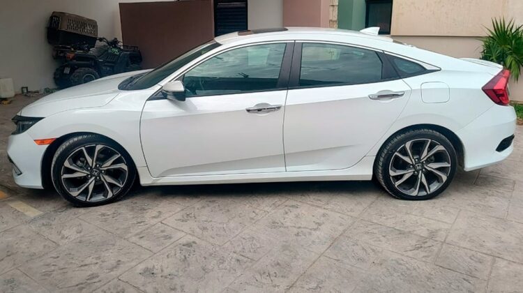 Honda Civic Sedan Touring CVT 2021