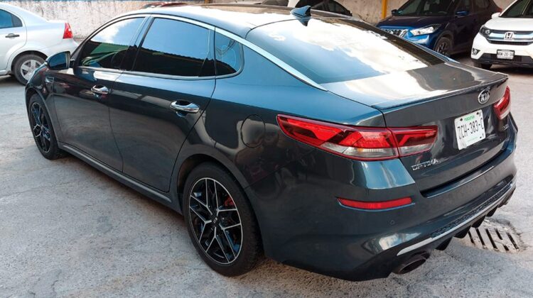 Kia Optima SXL Turbo 2020