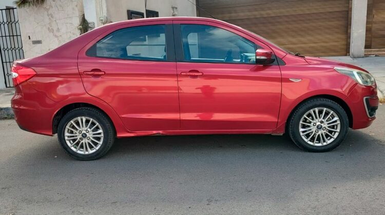 Ford Figo Titanium 2020