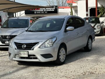 NISSAN VERSA AUTOMATICO 2018