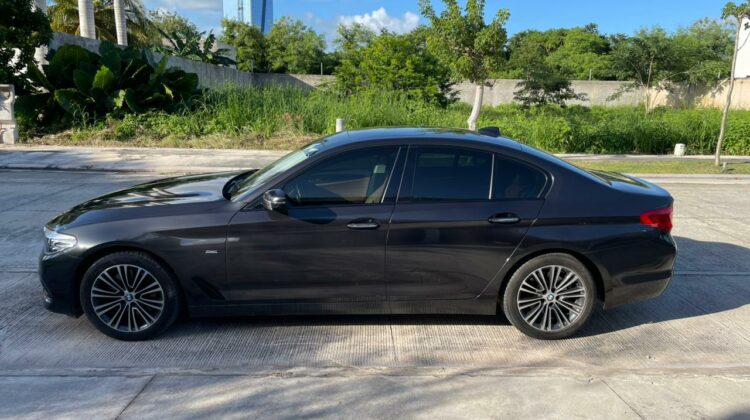 BMW 530I Sport Line 2018