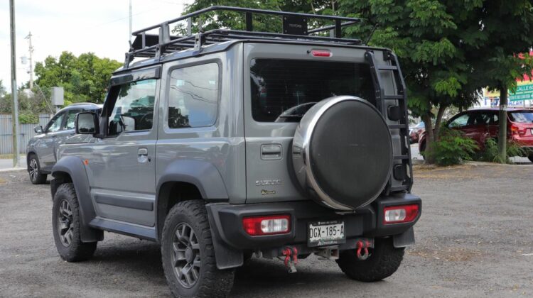 SUZUKI JIMNY