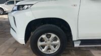 Mitsubishi L200 doble cabina estándar 2019