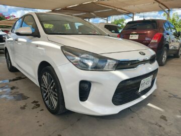 Kia Rio EX 2019 automático