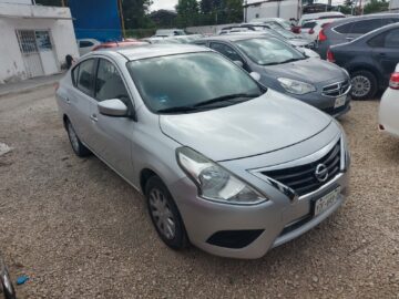 Nissan Versa STD 2016