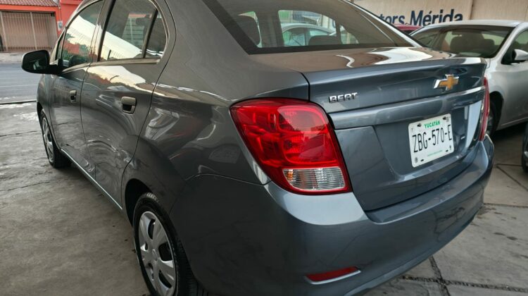 Chevrolet Beat LT Sedán STD 2020