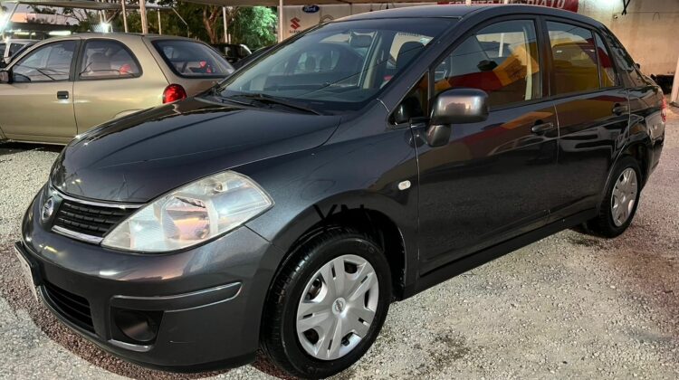 Nissan Tiida 2009