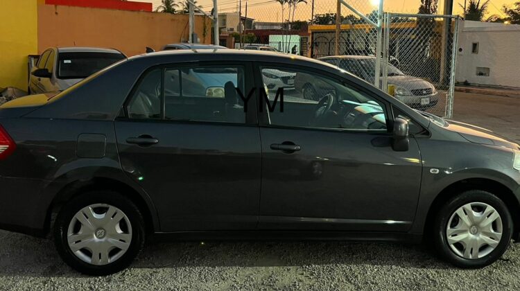 Nissan Tiida 2009