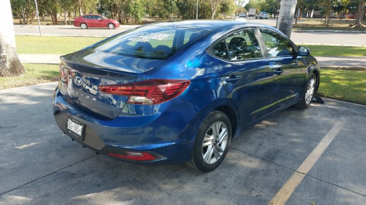 Hyundai Elantra GLS Premium 2020